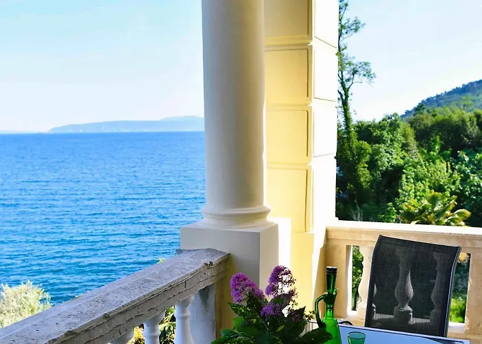 Apartment Carissima-direct On Sea, Lovran-opatija Lovran