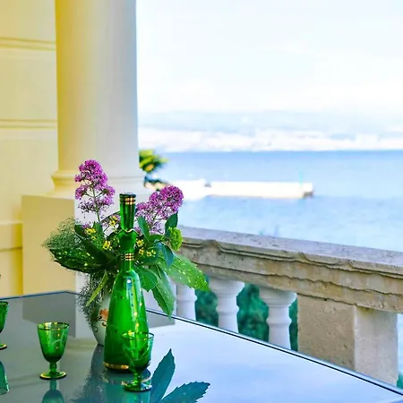 Carissima-direct On Sea, Lovran-opatija 아파트 로브란