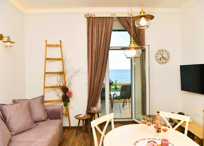 Appartamento Carissima-direct On Sea, Lovran-opatija *